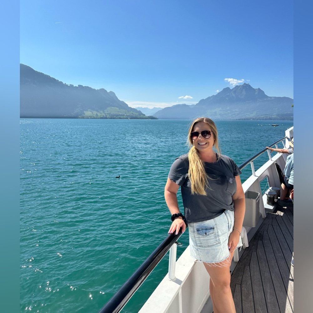 Meet your Posher, Siri